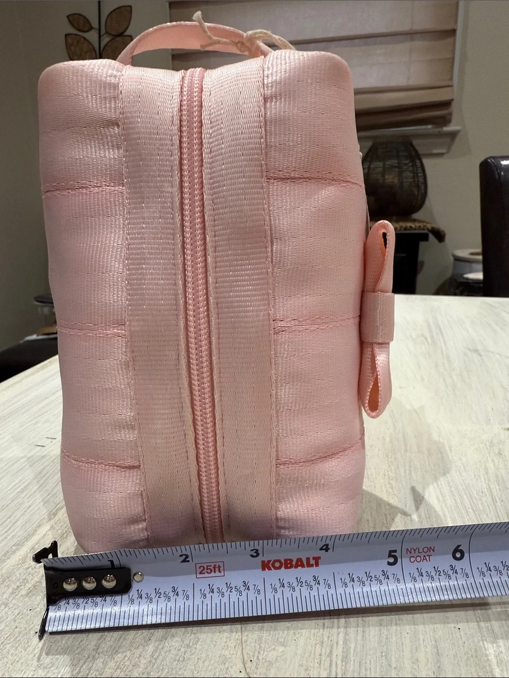 Harvey’s Seatbelt Elegant Pink Bow Cosmetic Bag